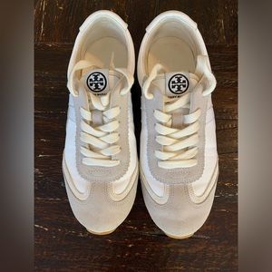 Tory Burch Hank Sneaker 6.5
